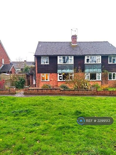 2 Bedroom Maisonette To Rent In Woodlands Road, Headington, Oxford, OX3