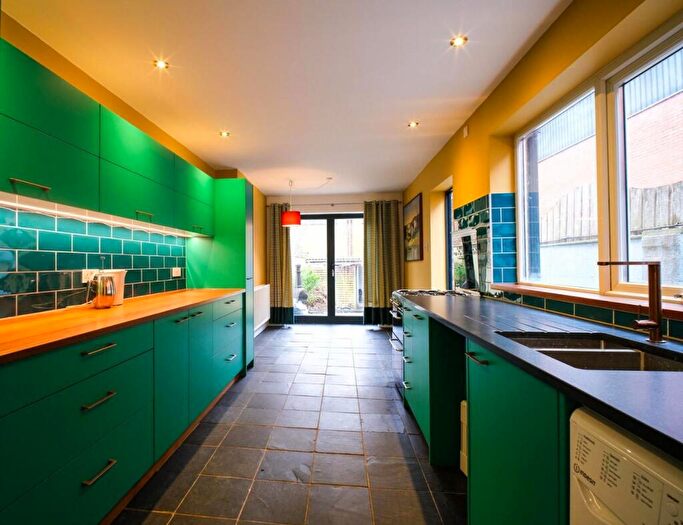 3 Bedroom End Of Terrace House To Rent In Gerrish Avenue, Whitehall, Bristol, BS5