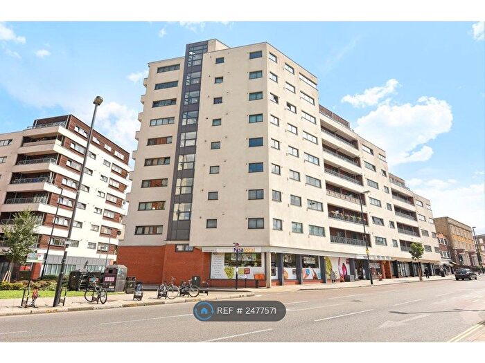 2 Bedroom Flat To Rent In Cottage Road, London, N7