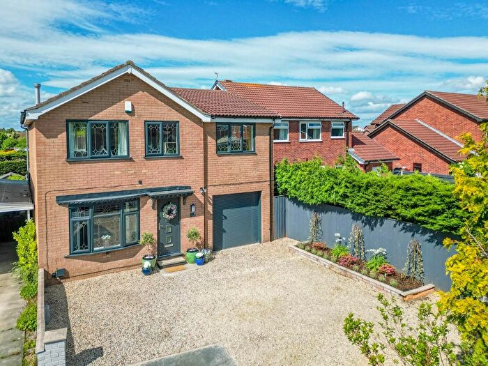 5 Bedroom Detached House For Sale In Corncroft, Strensall, York, YO32