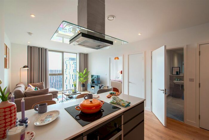 1 Bedroom Flat To Rent In Eda, Salford Quays, M50