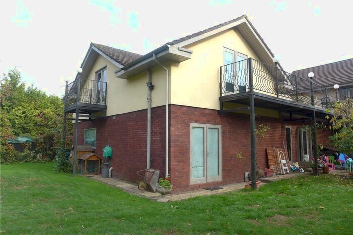 Studio To Rent In Chancellors Close, Cannon Park, Coventry, West Midlands, CV4