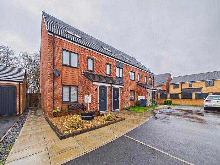 3 Bedroom End Of Terrace House For Sale In St. Aloysius View, Hebburn, Tyne And Wear, NE31