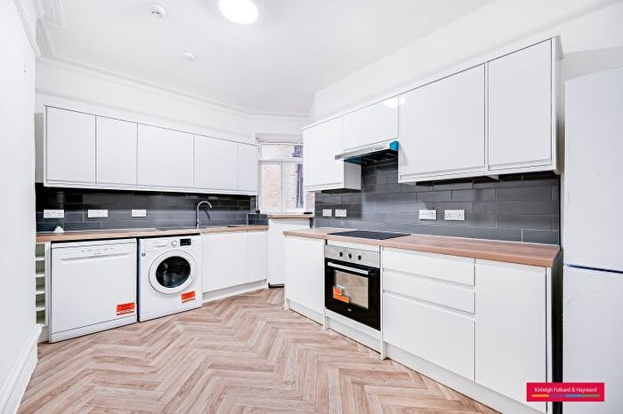 1 Bedroom Flat To Rent In Kensington Hall Gardens, Beaumont Avenue, London, W14