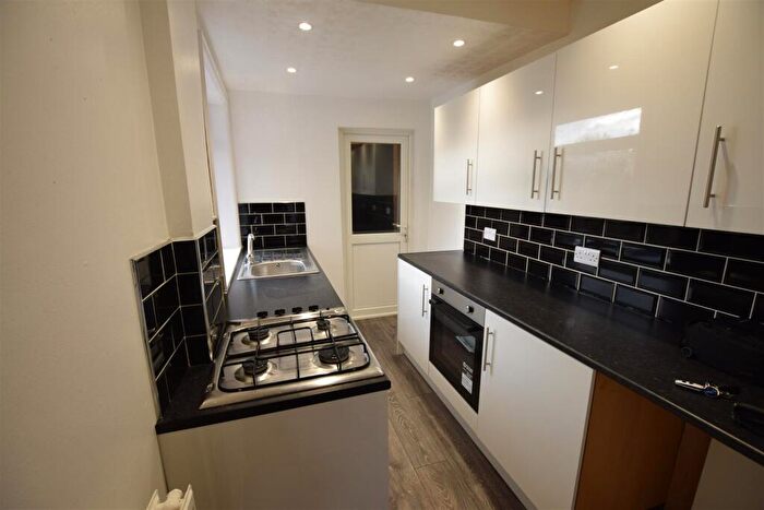 3 Bedroom End Of Terrace House To Rent In Priorsfield Road North, Radford, Coventry, CV6