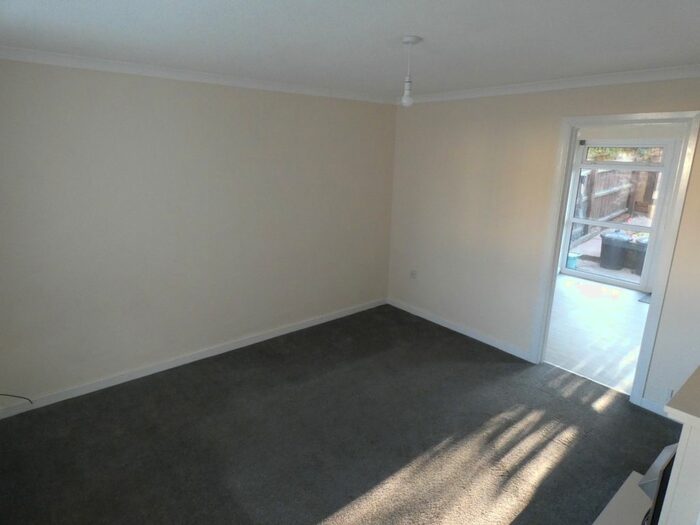 3 Bedroom Terraced House To Rent In Gwalia Close, Swansea, SA4