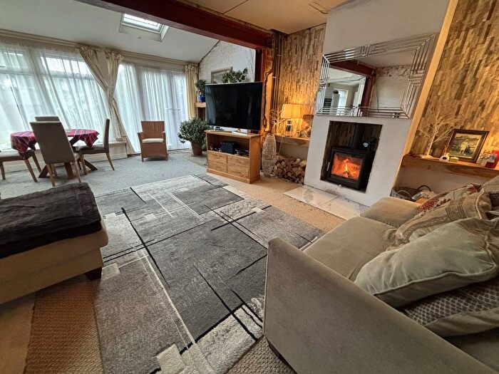 5 Bedroom End Of Terrace House For Sale In Napsbury Avenue, London Colney, AL2