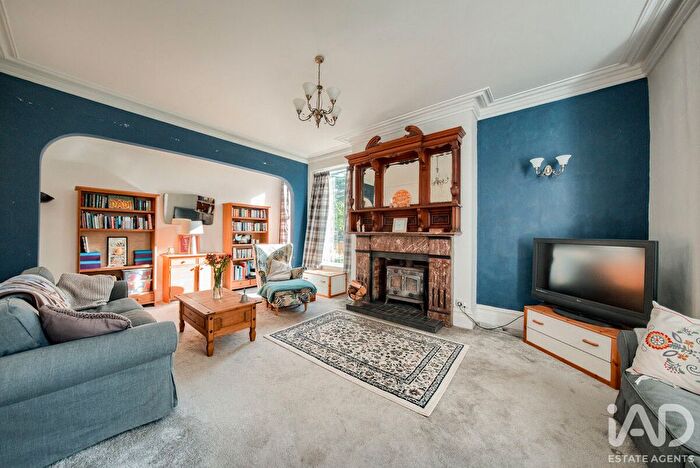 7 Bedroom Detached House For Sale In South Avenue, Coventry, CV2