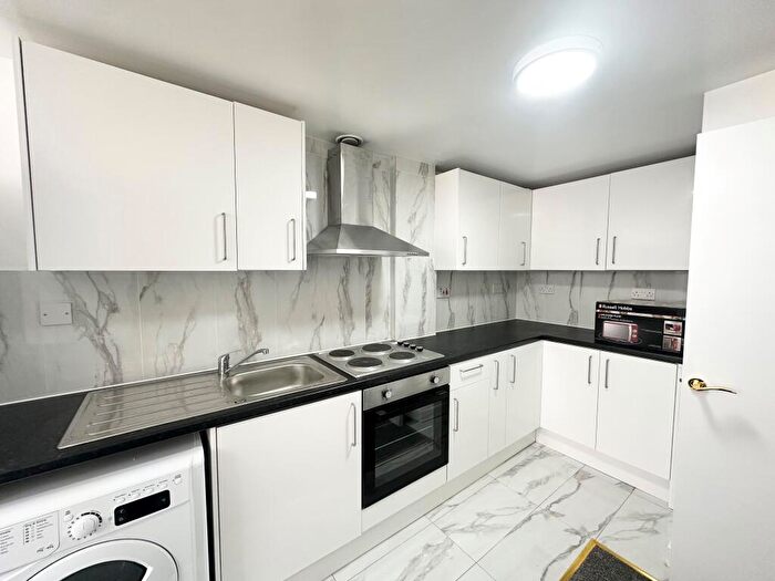 2 Bedroom Apartment To Rent In Castle Edge, Nottingham, NG7