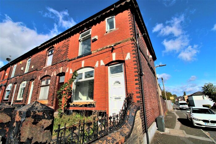 2 Bedroom End Of Terrace House To Rent In Grosvenor Street, Radcliffe, M26