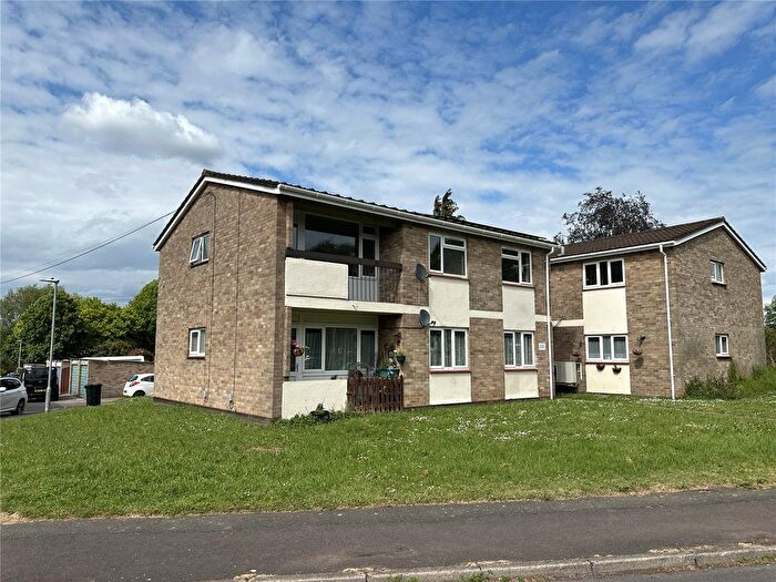 2 Bedroom Flat To Rent In Normandy Drive, Taunton, Somerset, TA1