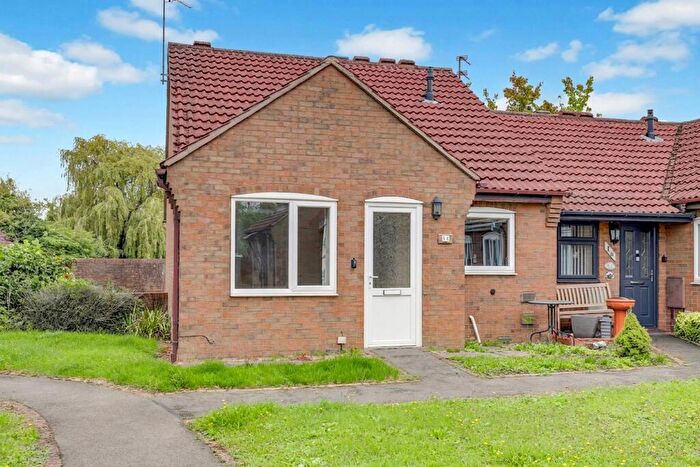 2 Bedroom Semi-Detached Bungalow For Sale In Belvoir Close, Breaston, DE72