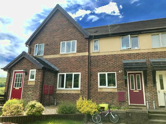 2 Bedroom Property To Rent In Tyn Y Waun Road, Machen, Caerphilly, CF83