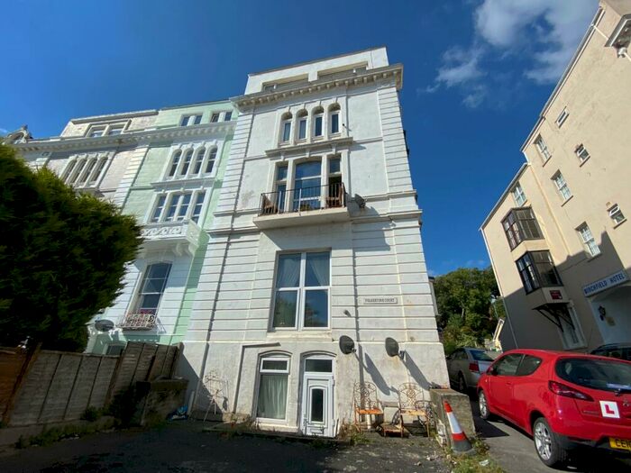 1 Bedroom Apartment To Rent In Folkstone Court, Manilla Crescent