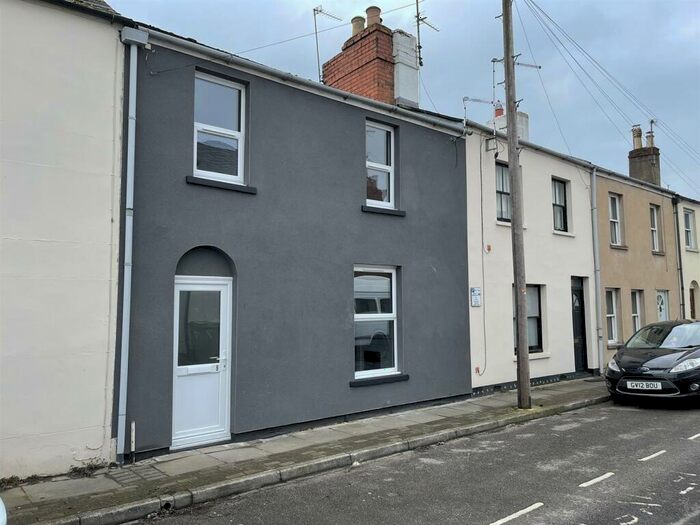 3 Bedroom Terraced House To Rent In Columbia Street, Cheltenham, GL52