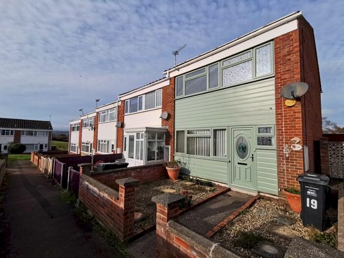 3 Bedroom End Of Terrace House To Rent In Hamp Brook Way, Bridgwater TA6