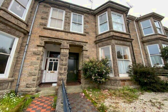 1 Bedroom Flat To Rent In Pendarves Road, Penzance, TR18