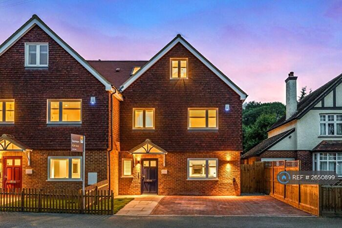 3 Bedroom End Of Terrace House To Rent In Redwood, Guildford, GU5