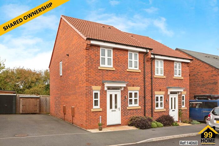 2 Bedroom Semi-Detached House For Sale In Hopewell Rise, Nottinghamshire, NG25