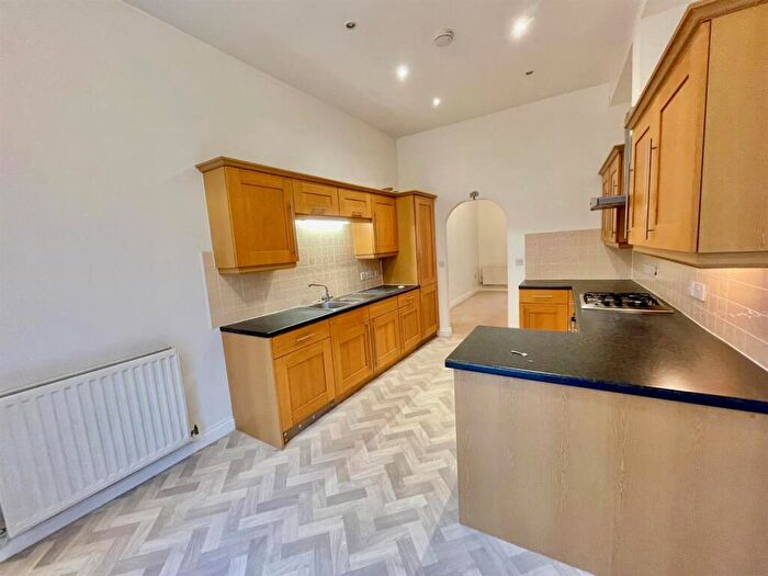 3 Bedroom Terraced House For Sale In Mosquito Way, Hatfield, AL10