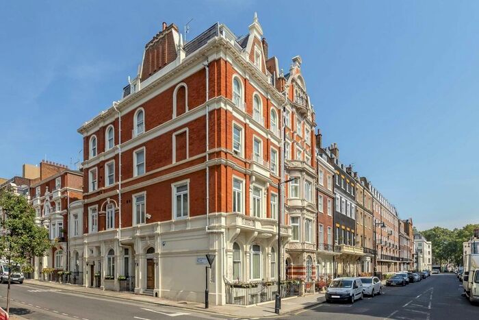 5 Bedroom Property To Rent In Hill Street, London, W1J