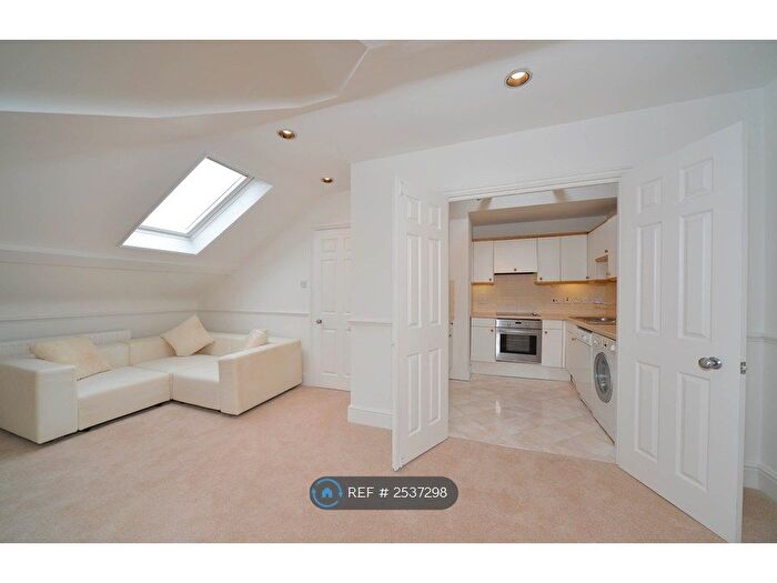 1 Bedroom Flat To Rent In Belsize Park, London, NW3