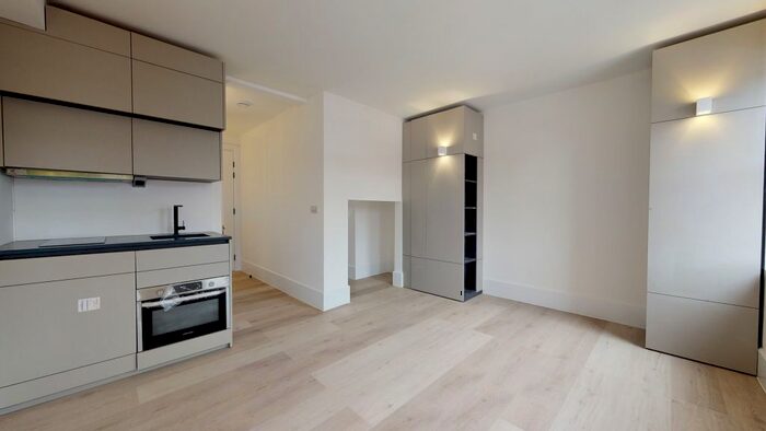 Studio To Rent In Northolt Road, South Harrow, Harrow HA2