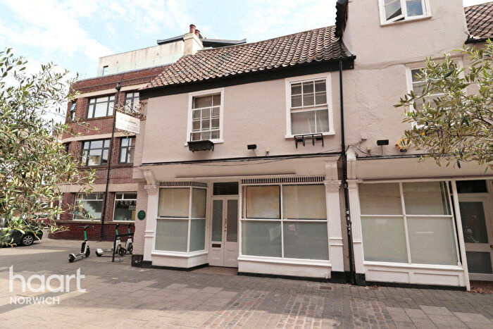 2 Bedroom Maisonette To Rent In St Georges Street, Norwich, NR3