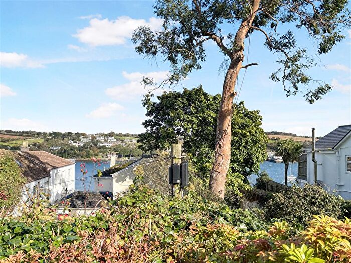 3 Bedroom Flat For Sale In Penwerris Lane, Falmouth, TR11
