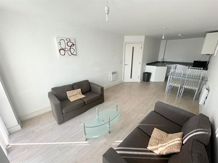 1 Bedroom Apartment To Rent In ILand, Essex Street, Birmingham, B5