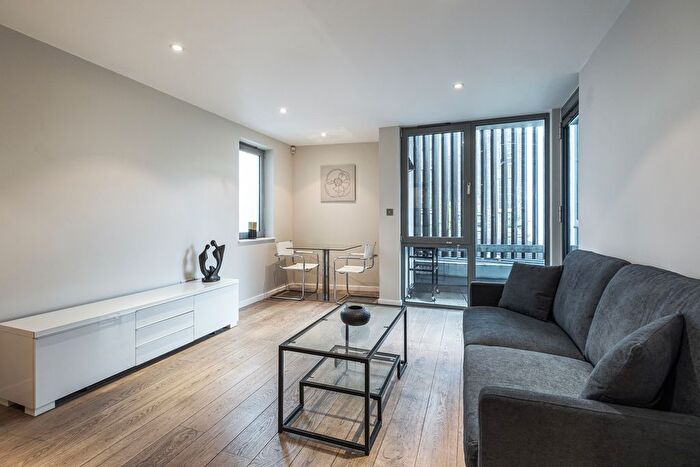 1 Bedroom Flat For Sale In Blackthorn Avenue, London, N7