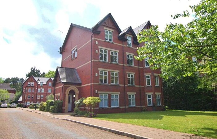 2 Bedroom Apartment To Rent In Grosvenor Court, Park Avenue, Mossley Hill, Liverpool, Merseyside, L18
