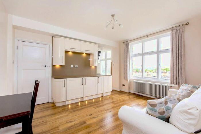 1 Bedroom Flat To Rent In Abercorn Place, St John's Wood, London, NW8
