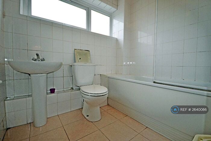 1 Bedroom Maisonette To Rent In Ashcroft, London, N14