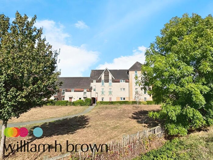 2 Bedroom Flat To Rent In Chelmer Road, Springfield, Chelmsford, CM2