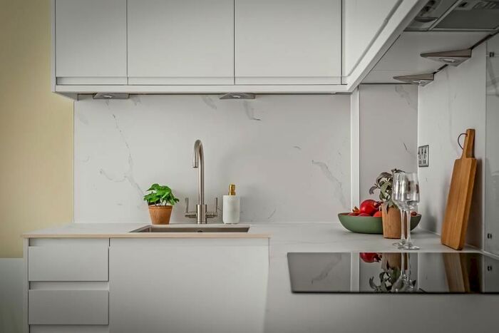 1 Bedroom Flat To Rent In Power Close, Guildford, GU1