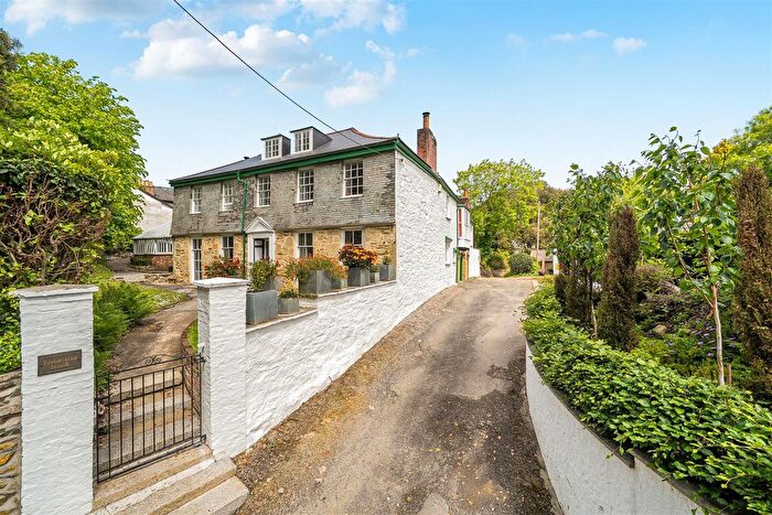 6 Bedroom Detached House For Sale In Kenwyn Road, Truro, TR1