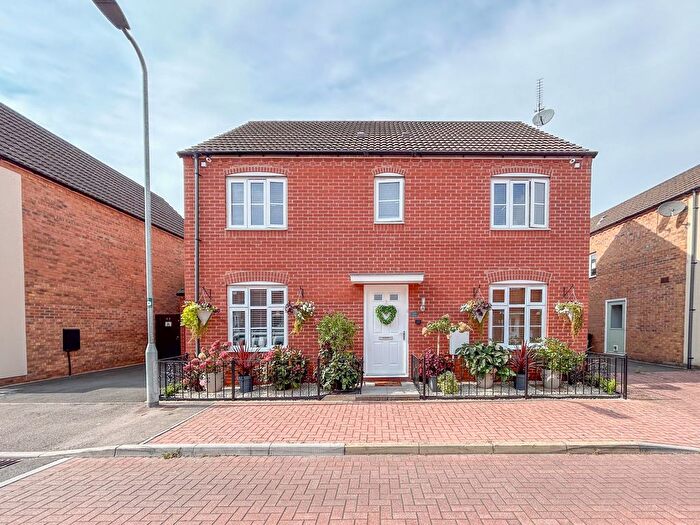 4 Bedroom Detached House For Sale In Lysaght Way, Newport, NP19