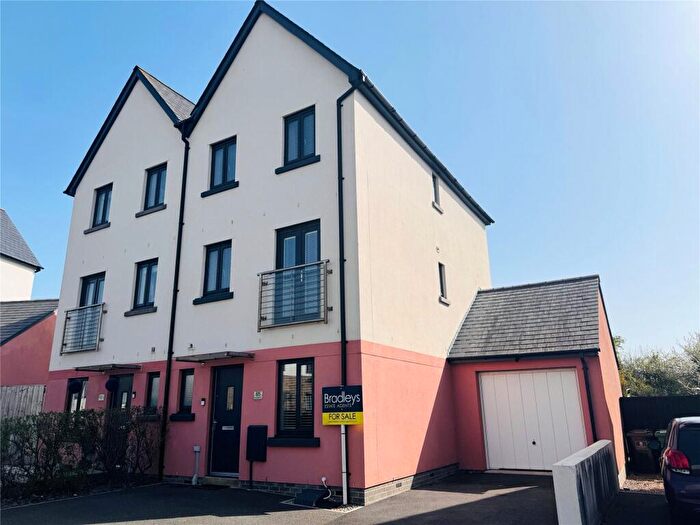 4 Bedroom Semi-Detached House For Sale In Kilmar Street, Plymouth, Devon, PL9
