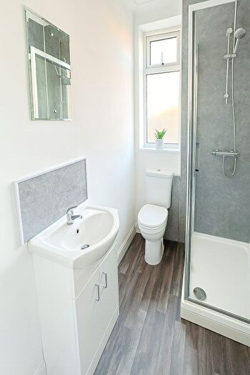 3 Bedroom Semi-Detached House To Rent In Charlotte Road, Sheffield, S1