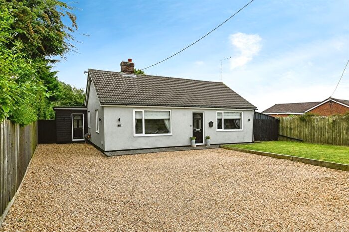 3 Bedroom Detached Bungalow For Sale In Jubilee Lane, Marshland St. James, Wisbech, PE14