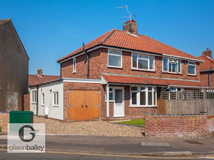 3 Bedroom Semi-Detached House For Sale In Traverse Street, Norwich, NR3
