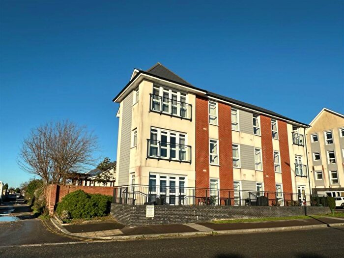 2 Bedroom Apartment For Sale In Stabler Way, Poole, BH15