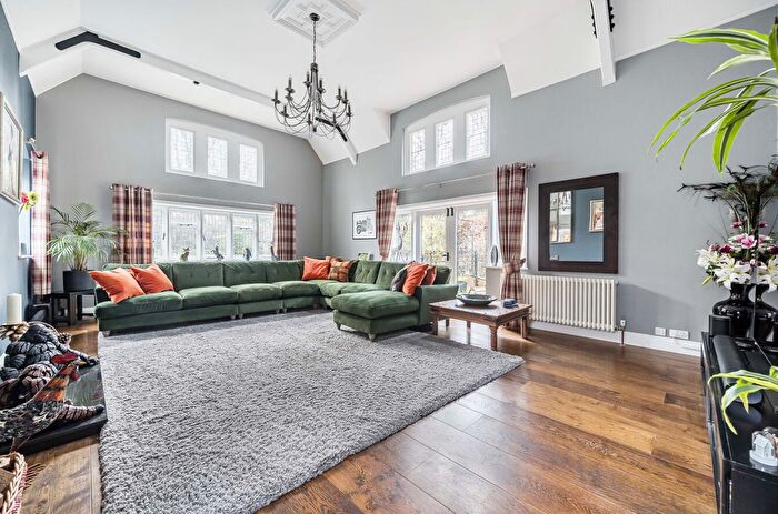 4 Bedroom Link Detached House For Sale In Church Road, Farley Hill, Reading, Berkshire, RG7