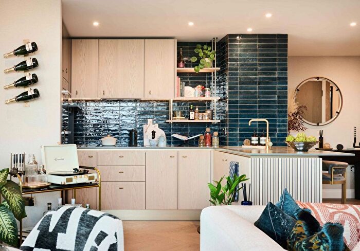 2 Bedroom Flat For Sale In Camden Goods Yard, Camden, NW1