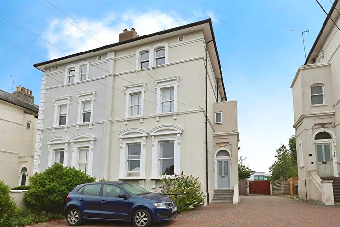 1 Bedroom Flat To Rent In St Johns Road, Sevenoaks, TN13