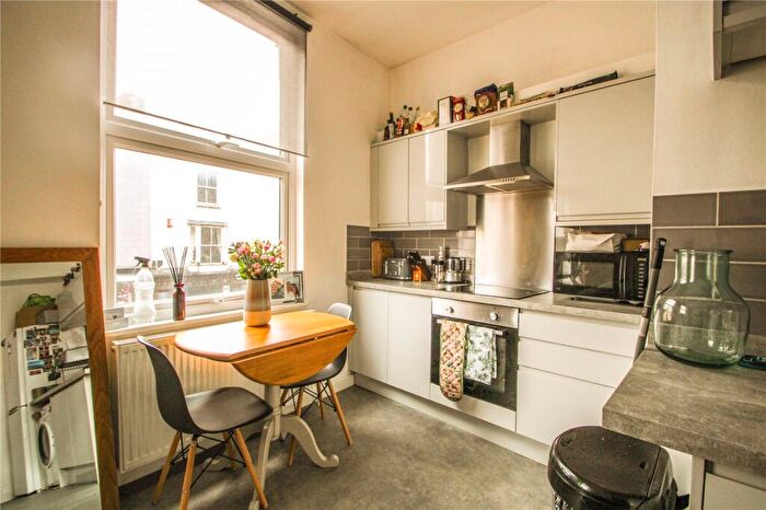1 Bedroom Apartment To Rent In West Street, Old Market, Bristol, BS2