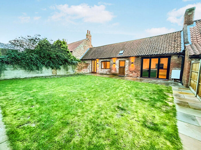 1 Bedroom Barn Conversion To Rent In Main Street, Newark-on-Trent, NG23