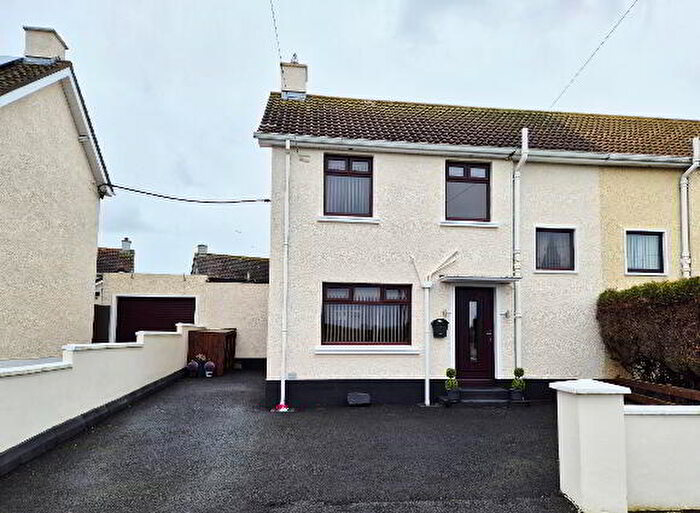 3 Bedroom Semi-Detached House For Sale In Hillcrest Gardens, Ballymoney, BT53
