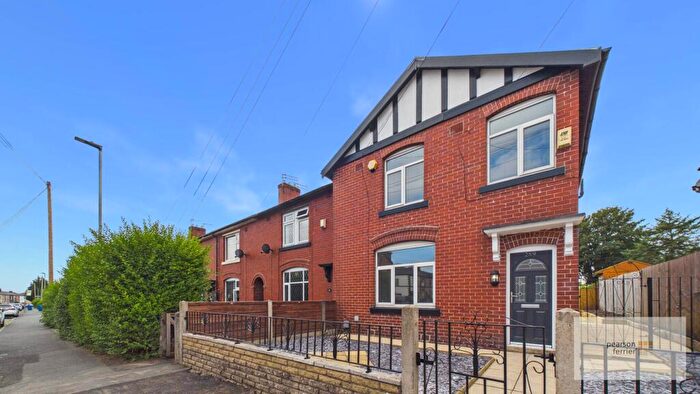 3 Bedroom End Of Terrace House For Sale In Hornby Street, Bury, BL9